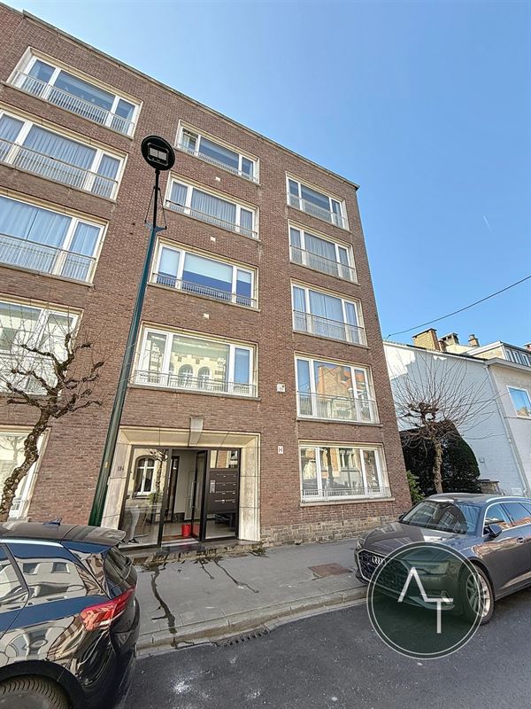 Montjoie / App. 3sl +/- 192m² met terras en mog. garage