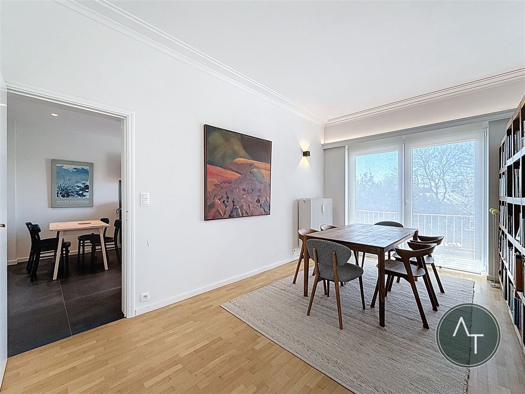 Montjoie / App. 3sl +/- 192m² met terras en mog. garage