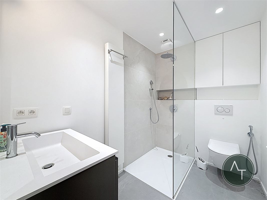 Étangs d'Ixelles / Duplex 4ch +/- 138m² avec terrasse