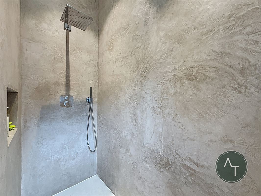 Alsemberg / Villa 2-bed +/- 188m² fully renovated