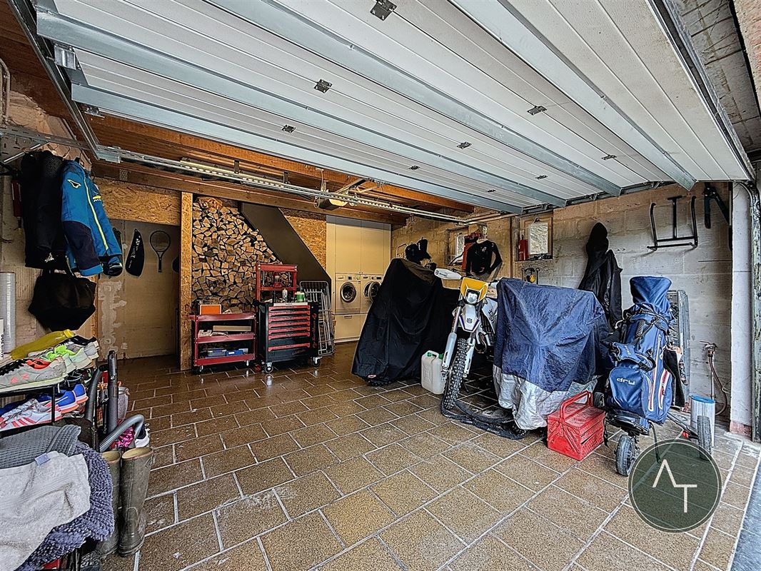 Alsemberg / Villa 2-bed +/- 188m² fully renovated