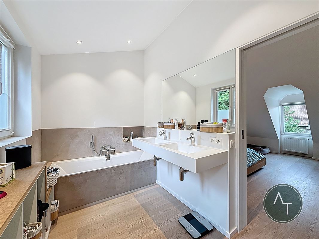 Alsemberg / Villa 2-bed +/- 188m² fully renovated