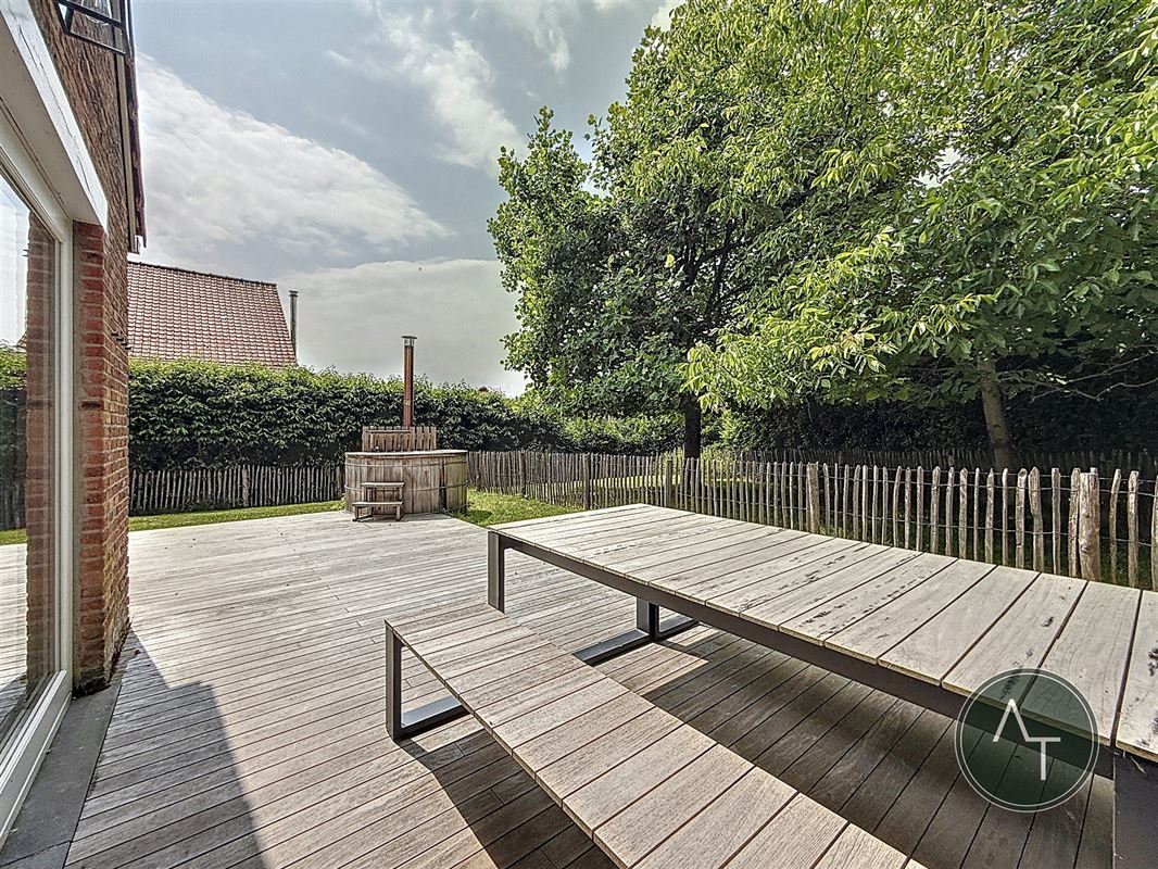 Alsemberg / Villa 2-bed +/- 188m² fully renovated