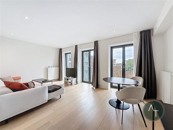 Châtelain / App. 1ch +/- 66m² avec terrasse et parking