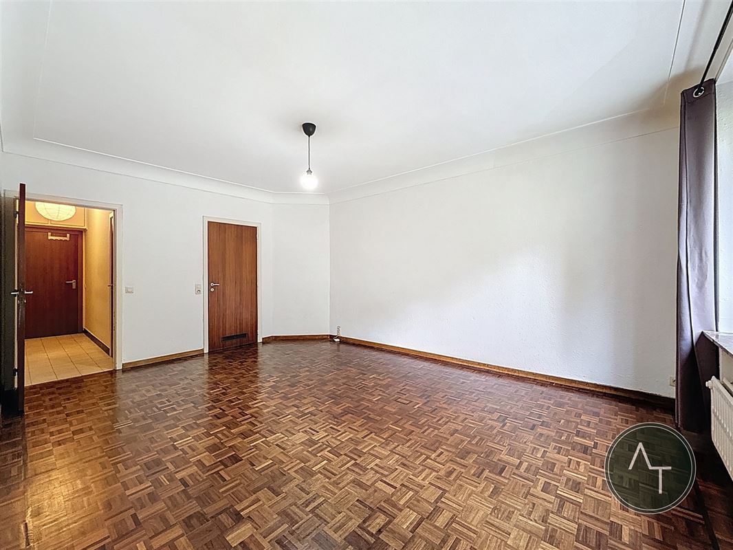 Mérode / Studio +/- 37m² in good condition
