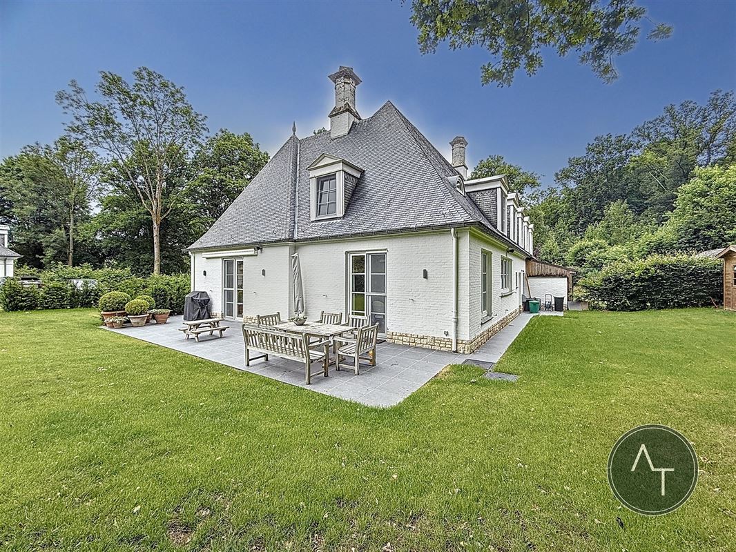 Domaine du Beauséant / Villa +/- 216m² fully renovated