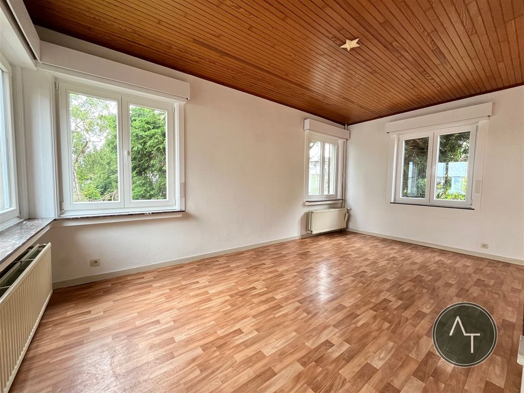 Keym / Bel-étage 3ch +/- 170m² en bon état