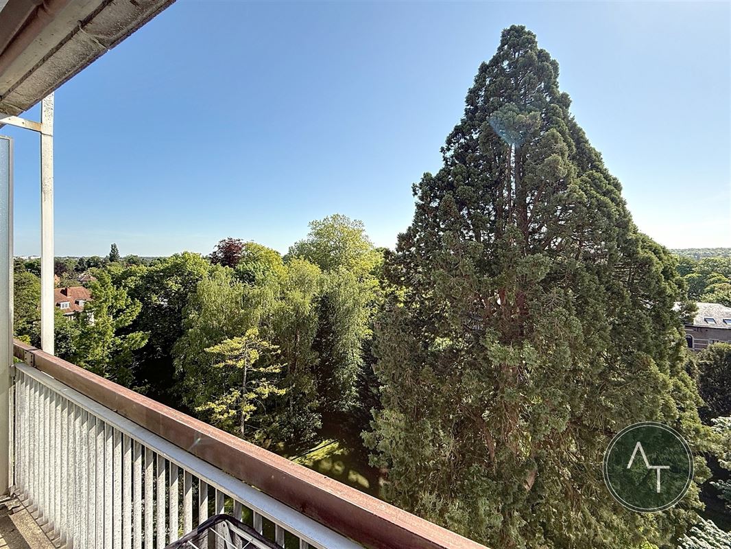 Van Becelaere / Studio +/- 48m² to renovate