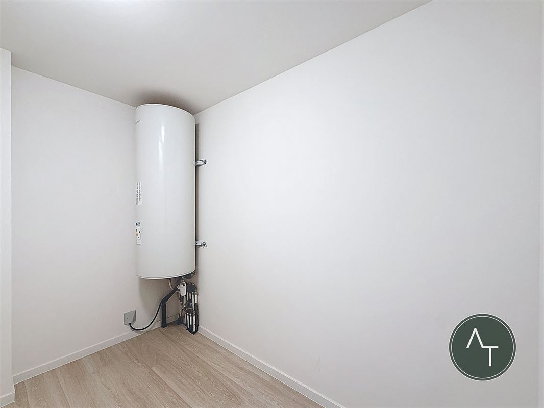 Calevoet / App. 2ch +/- 109m² avec grande terrasse, entièrement rénové