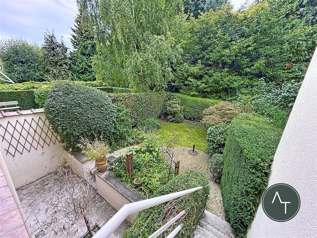 Pagodes / Maison moderniste 4ch +/- 215m² à rénover