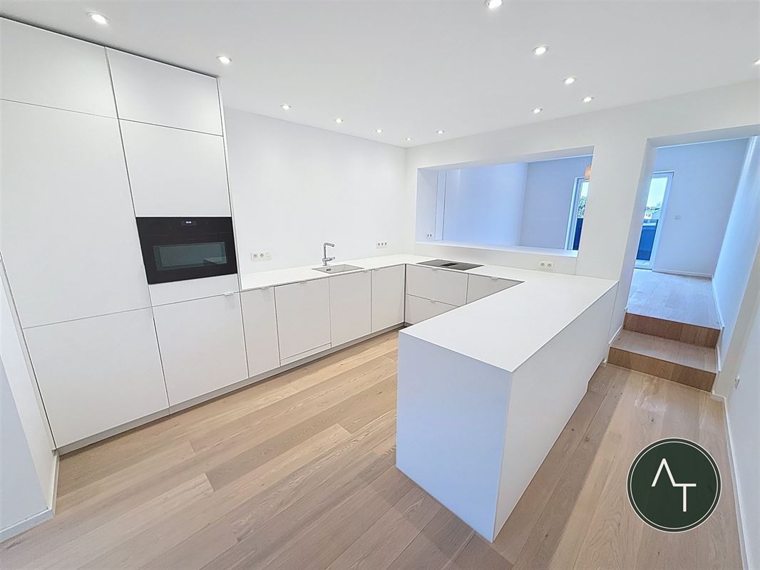 Joli Bois / App. 2ch +/- 107m² rénové avec terrasse
