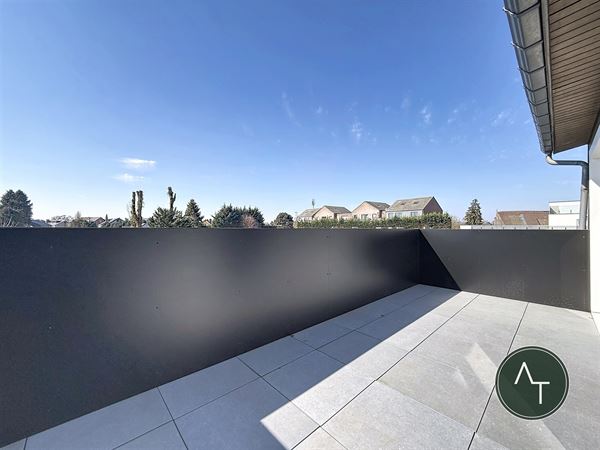 Joli Bois / App. 2sl +/- 107m² gerenoveerd met terras