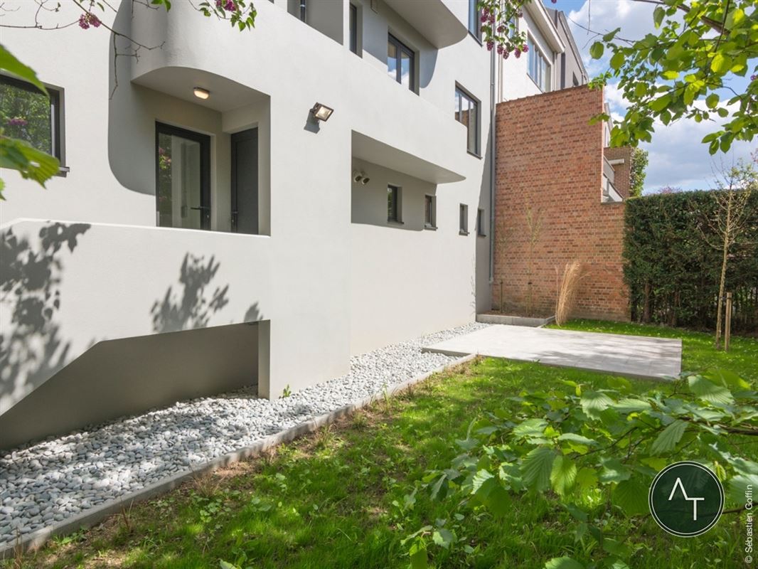 Montjoie / App. 1ch (meublé) +/- 73m² avec jardin commun
