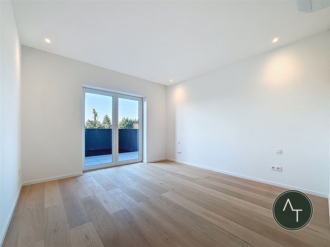 Joli Bois / App. 2ch +/- 107m² rénové avec terrasse