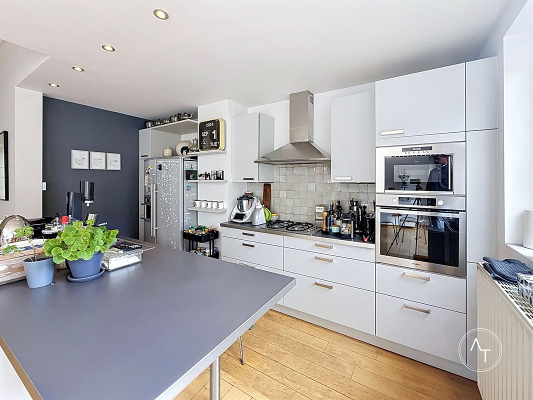 Van Zuylen / 2-bed renovated house +/- 143m² with garden