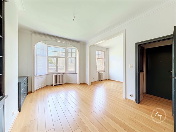 Vanderkindere / App. 1sl (mog. 2) +/- 96m² te renoveren