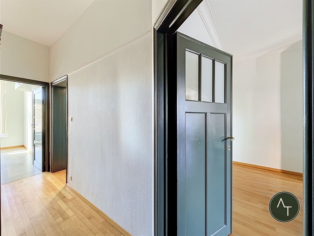 Vanderkindere / App. 1sl (mog. 2) +/- 96m² te renoveren