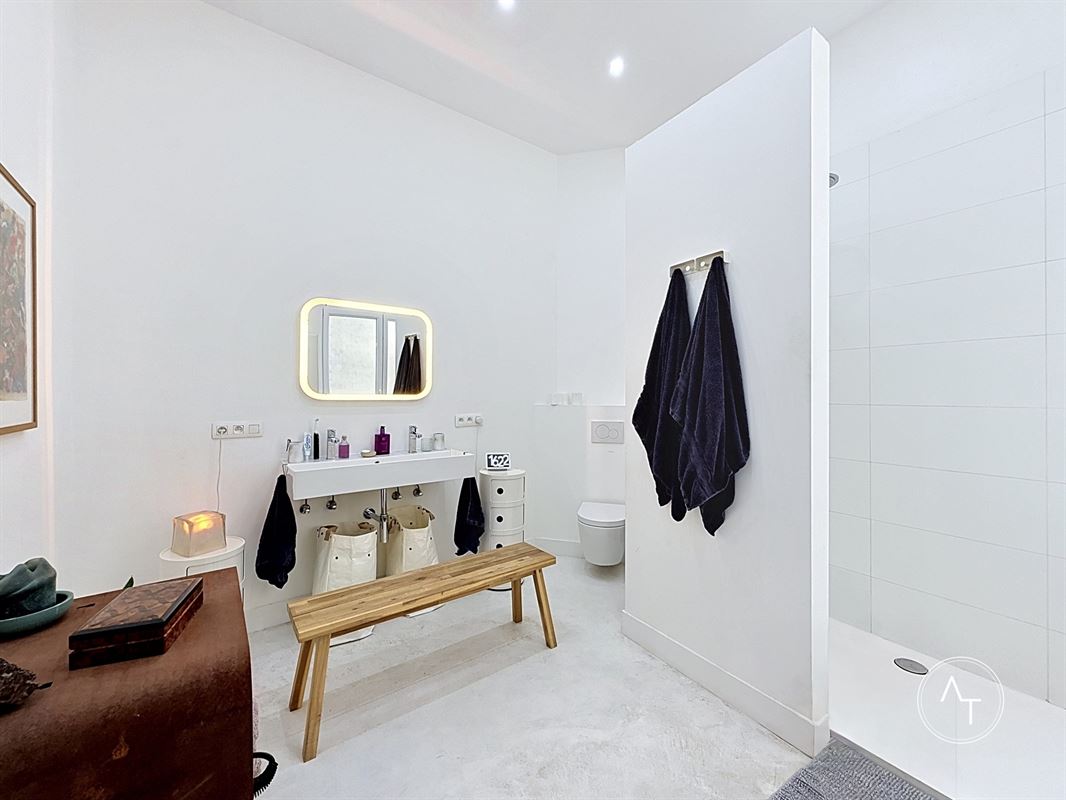 Voltaire / Huis 3sl +/- 178m² in perfecte staat
