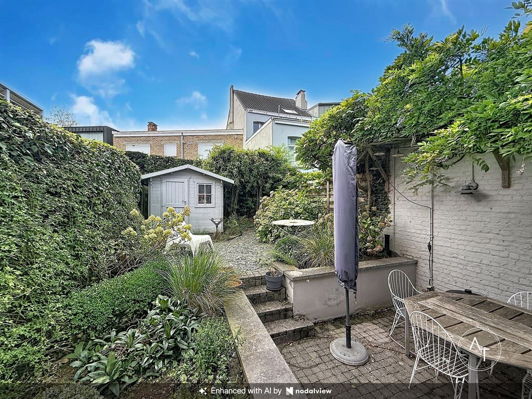 Van Zuylen / 2-bed renovated house +/- 143m² with garden