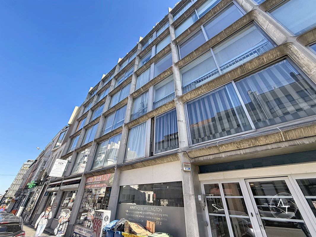 Vleurgat / Furnished studio +/- 29m²