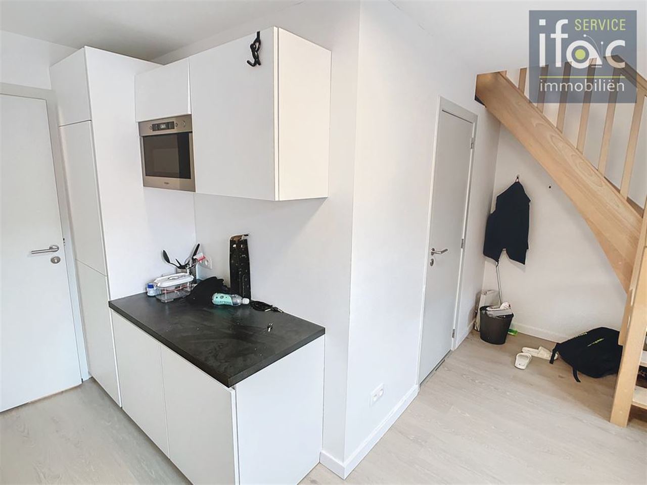 Opbrengsteigendom - 5 luxekamers met eigen sanitair en 1 luxestudio