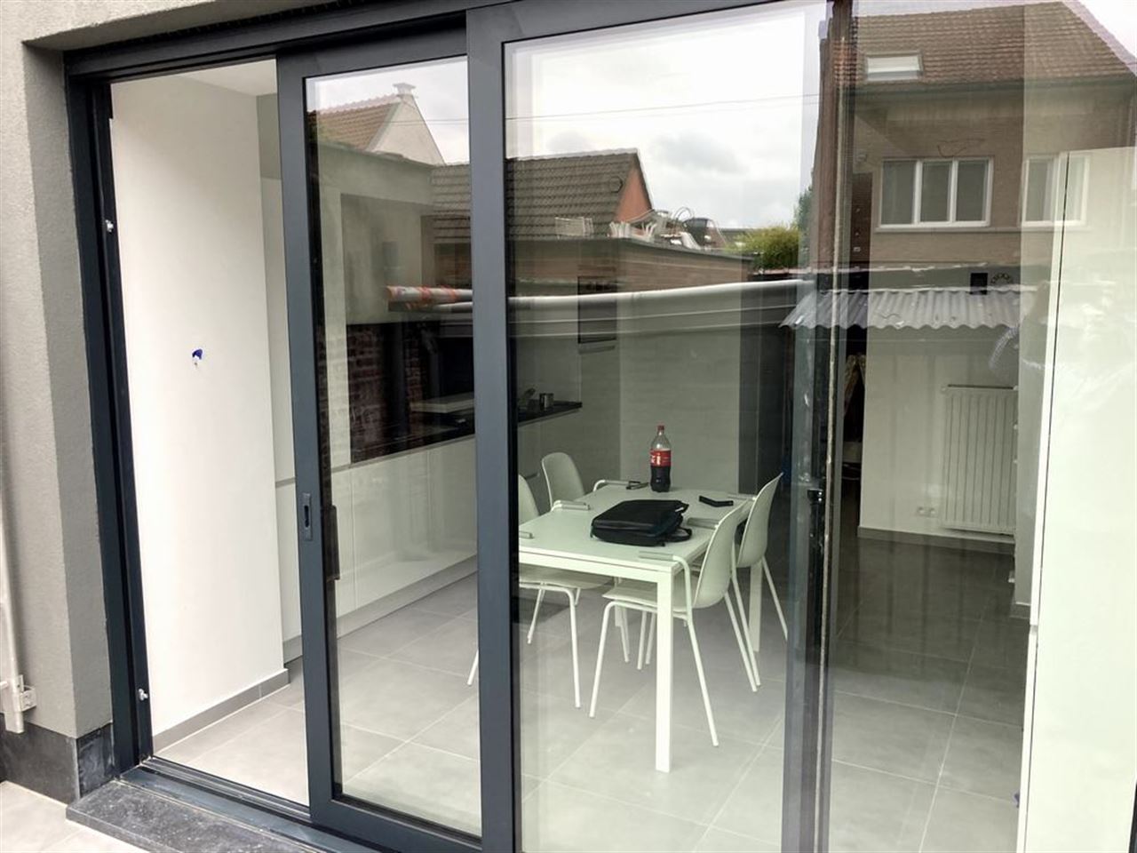 Opbrengsteigendom - 5 luxekamers met eigen sanitair en 1 luxestudio