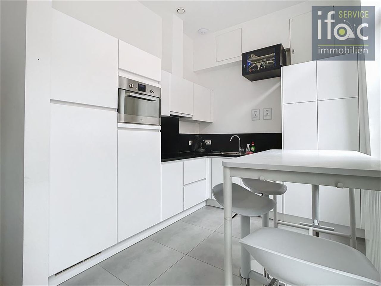 Opbrengsteigendom - 5 luxekamers met eigen sanitair en 1 luxestudio