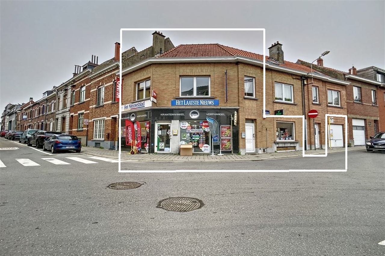 Opbrengstgebouw met handelsruimte en appartment