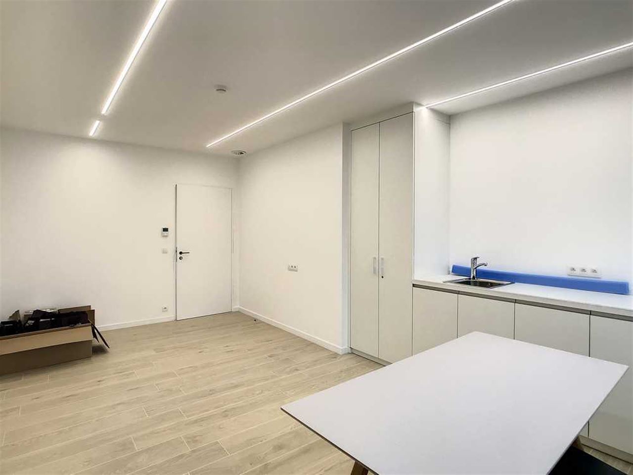 Modern and bright practice spaces in a new building