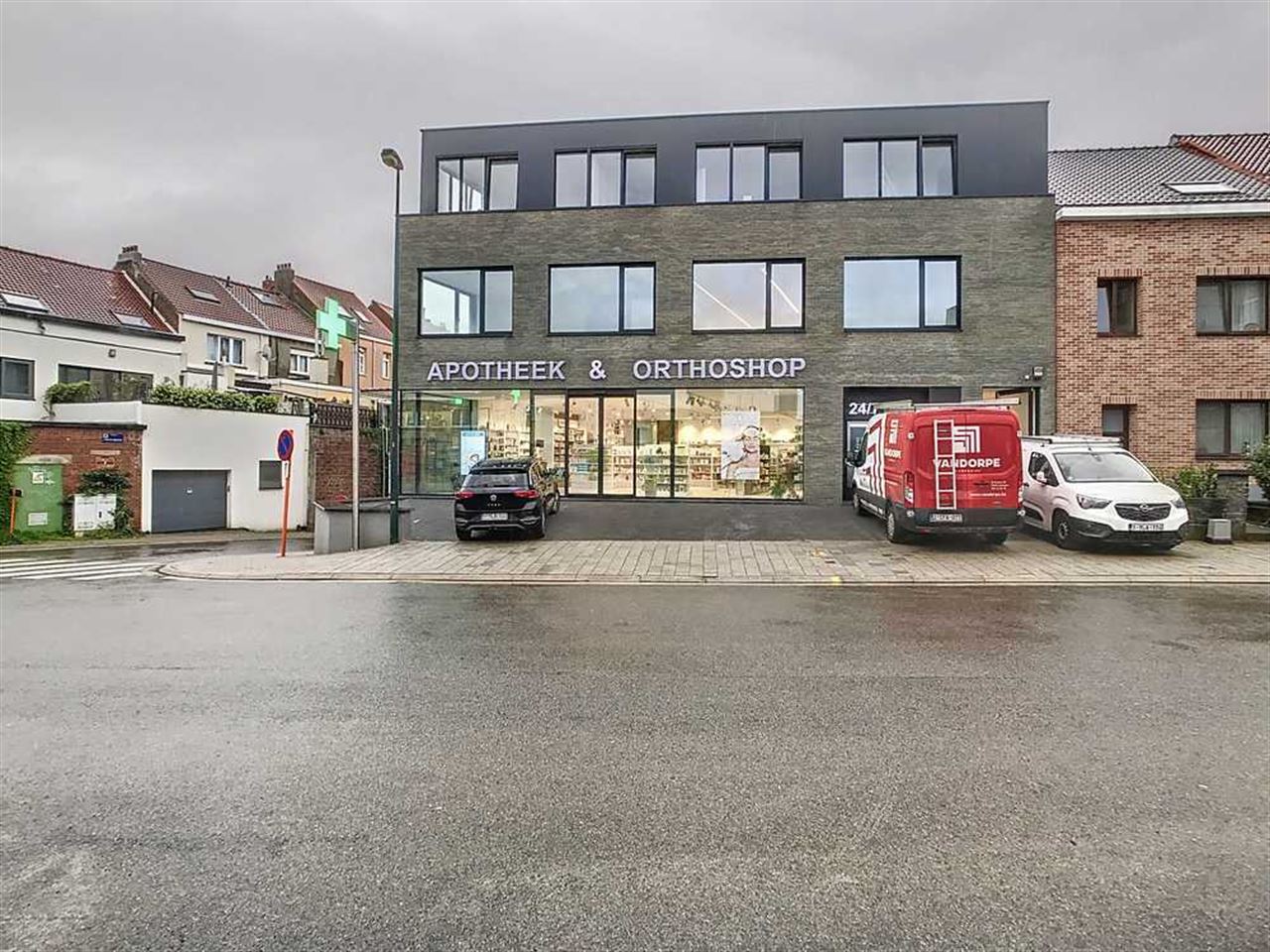 Modern and bright practice spaces in a new building