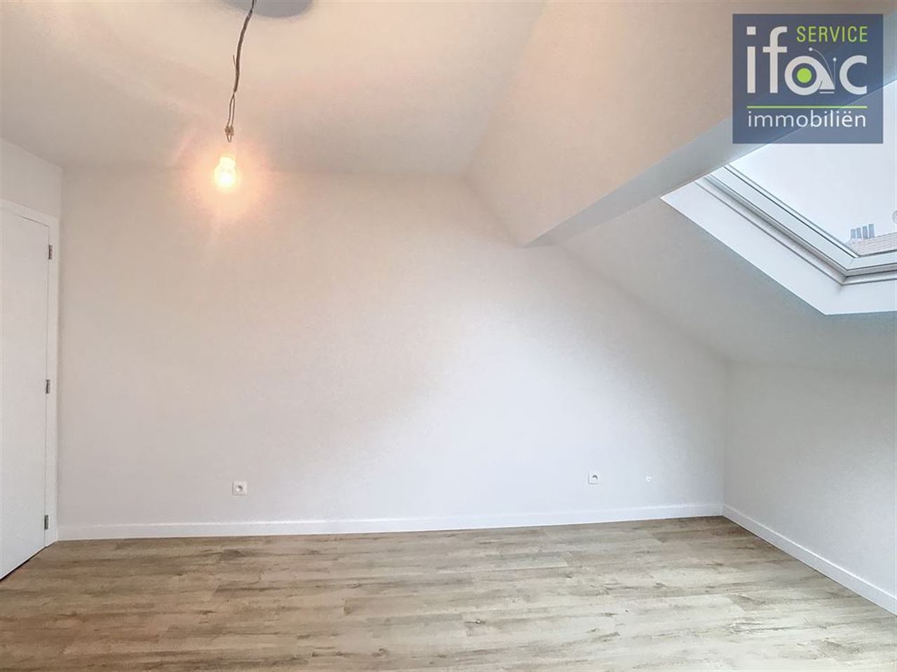 Aangename en volledig gerenoveerde duplex