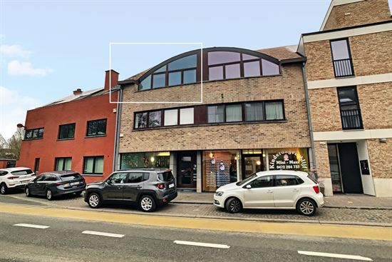Gerenoveerd duplex mét garage box in Huldenberg 