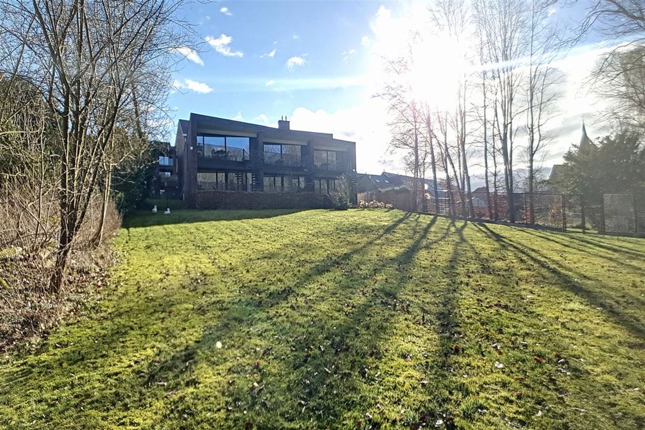 Moderne duplex met prachtig uitzicht