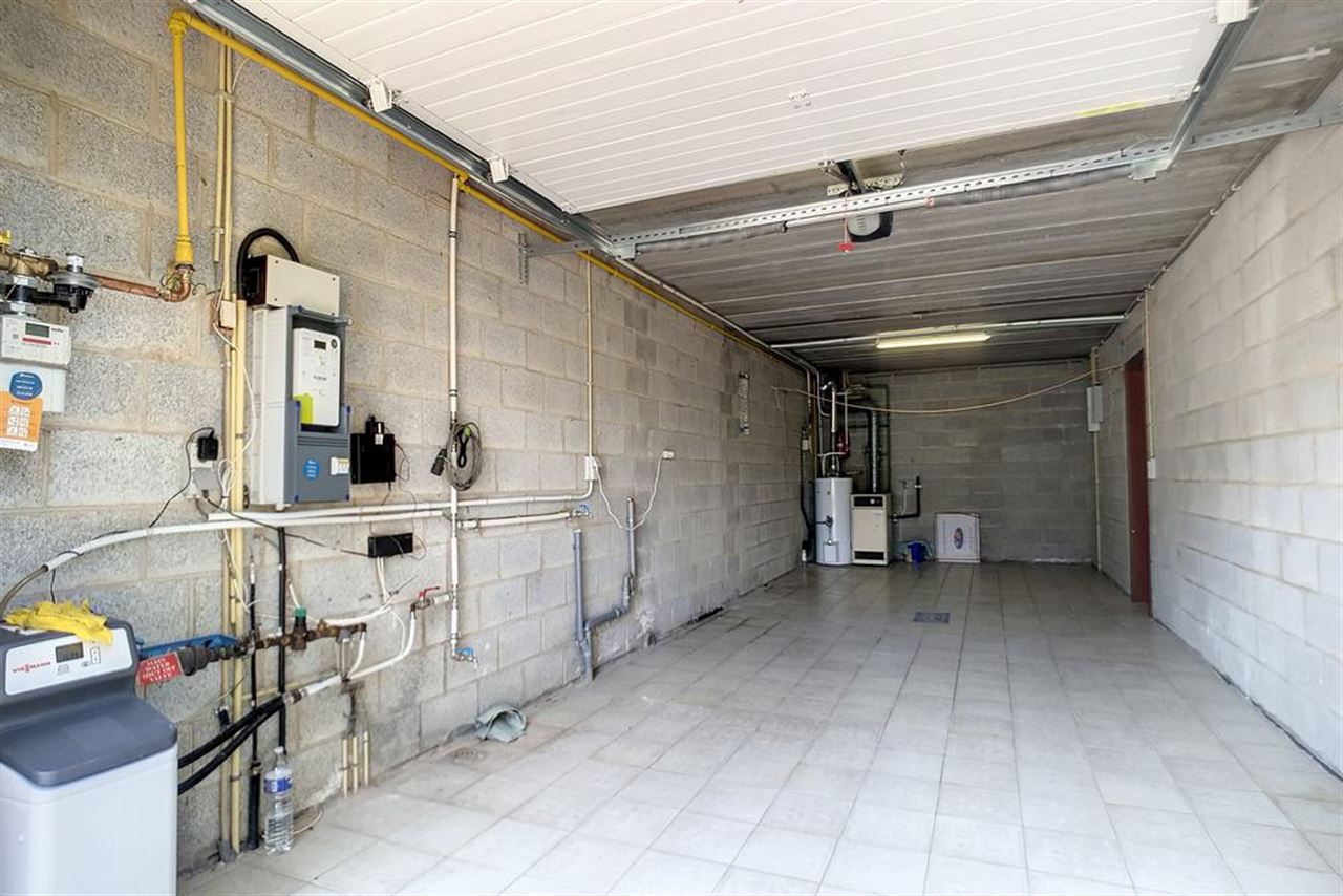 Koppelvilla in rustige straat vlakbij het Park van Tervuren.