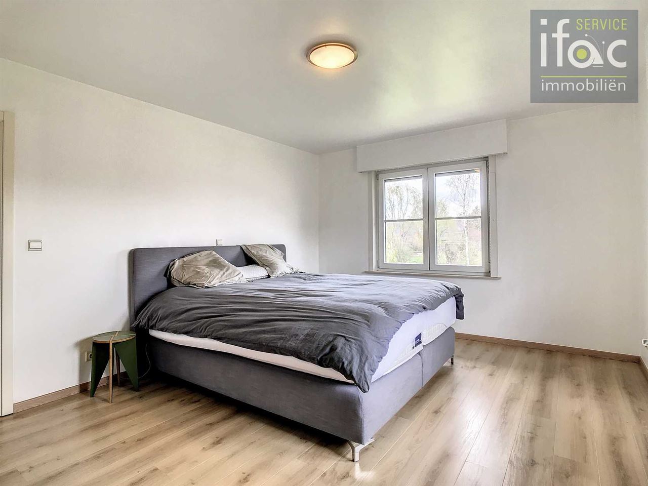 Beautifully located villa with 5 bedrooms