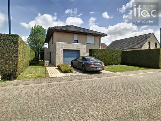 Geweldig gelegen villa met 5 slaapkamers