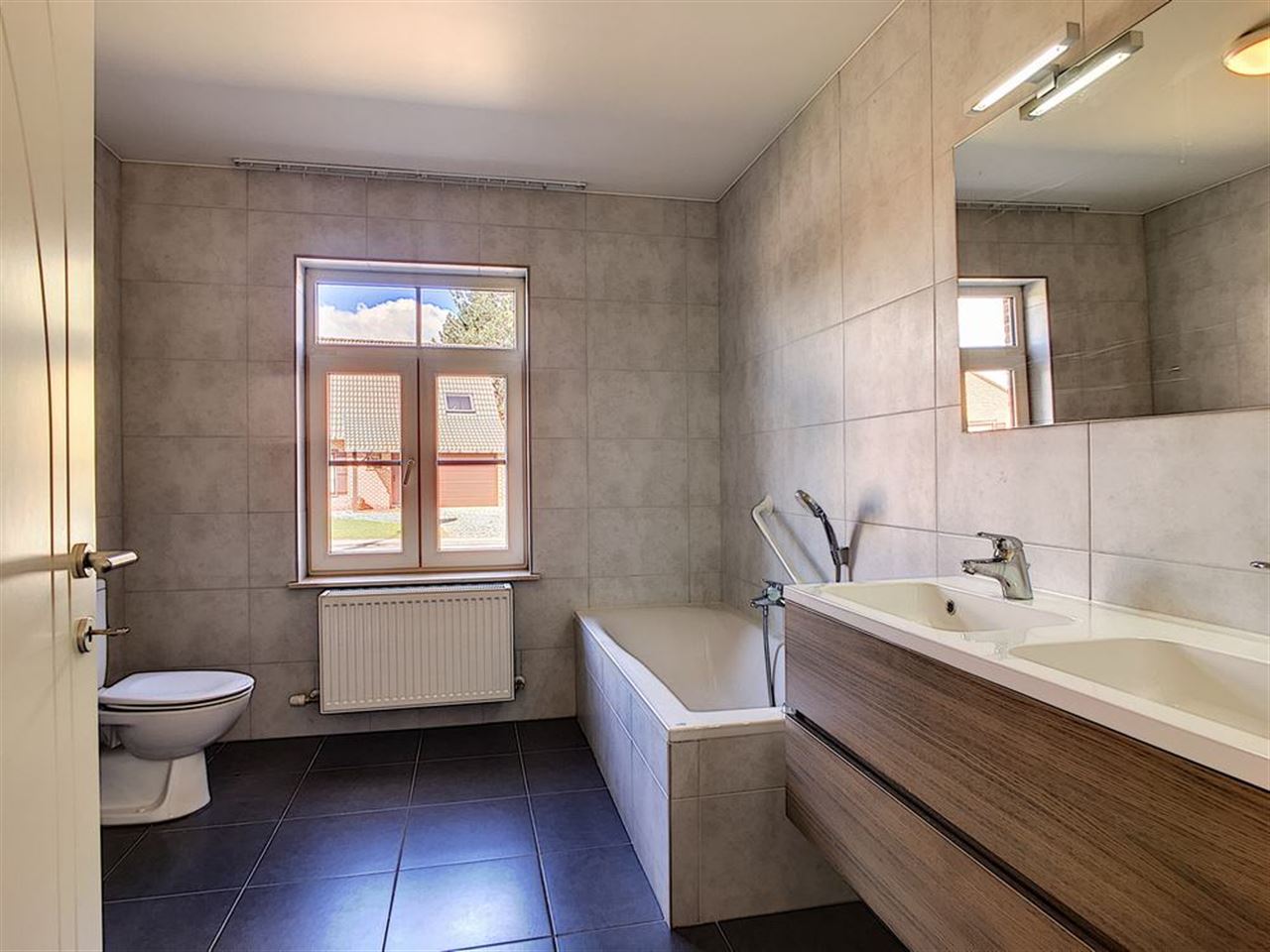 Leuke bungalow met ruime tuin