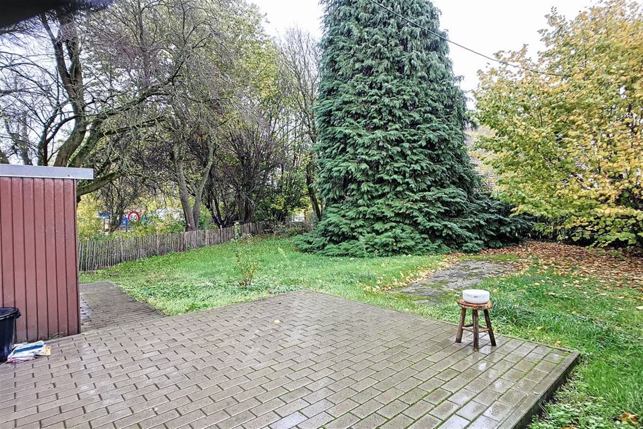 Volledig gerenoveerde woning met tuin