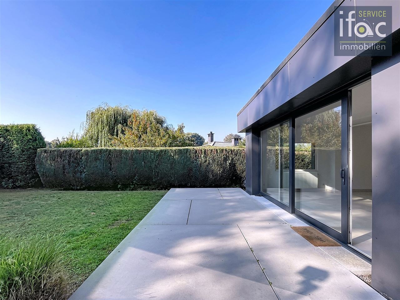 Gerenoveerde villa met 4 ruime slaapkamers