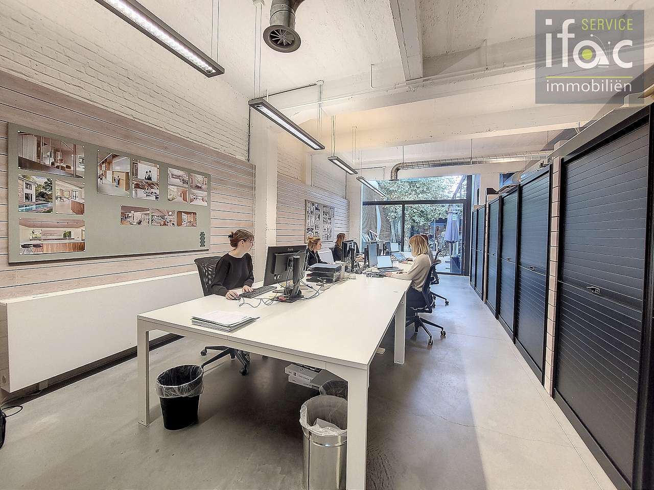 Bureau moderne avec patio au centre de Tervuren