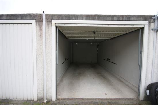 Garagebox - binnen - gesloten