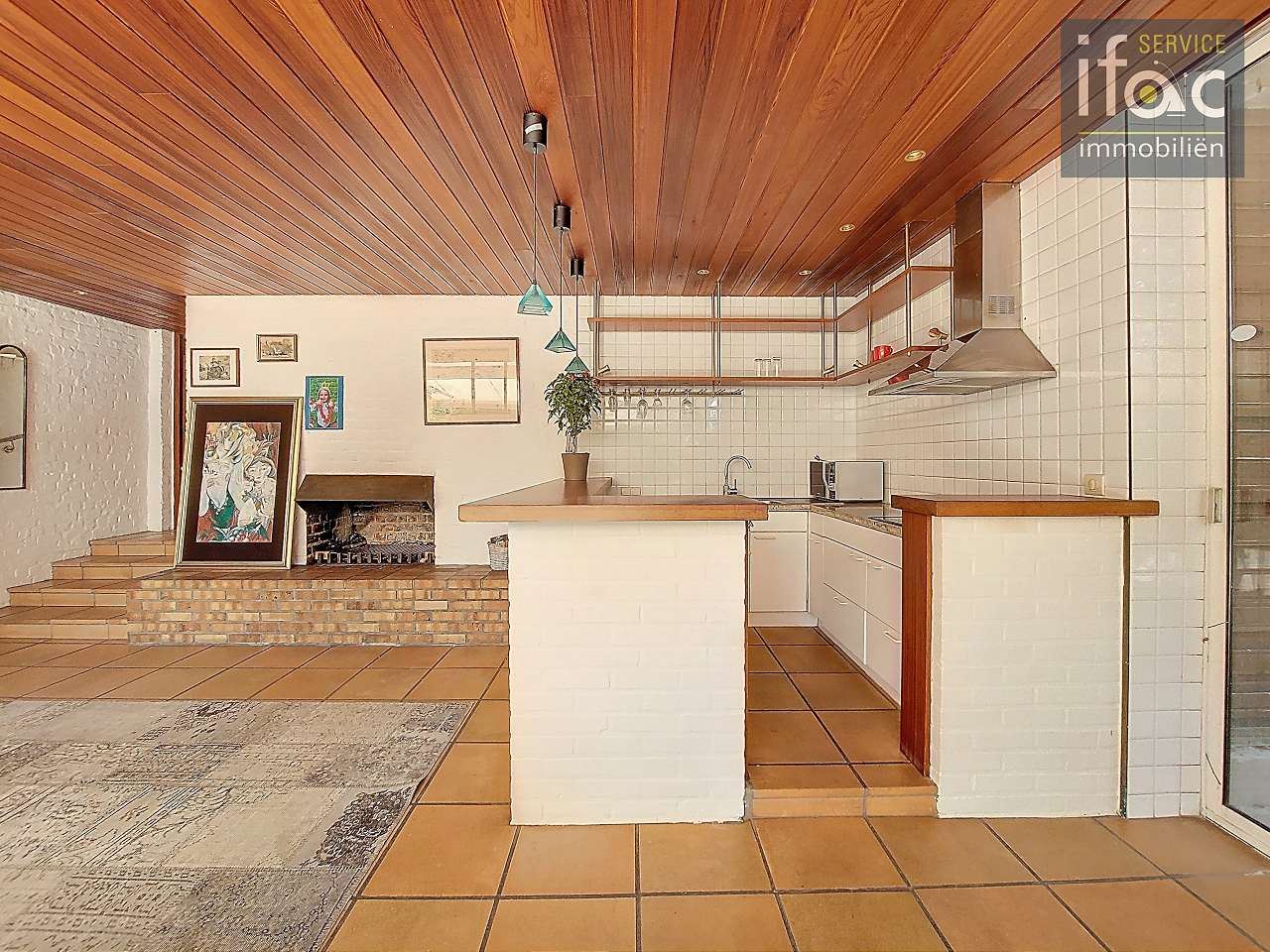 Zonovergoten te renoveren villa nabij Zoniënwoud