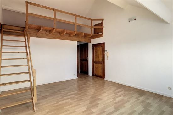 Pleasant rooftop apartment