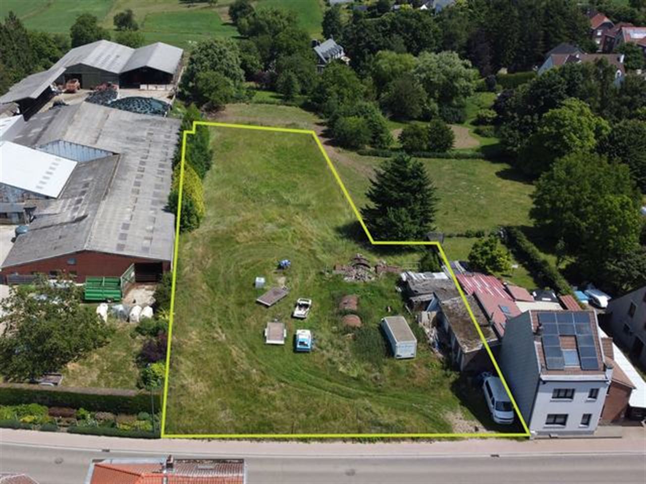 Spacious building plot of 32a 08ca for detached house