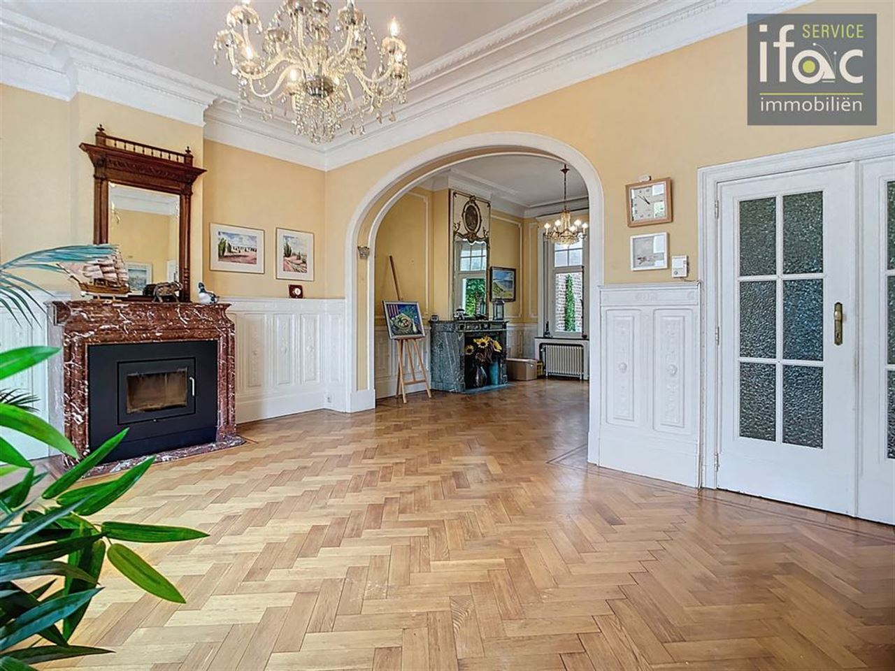 Historic Villa "steuts" for sale with 6 bedrooms
