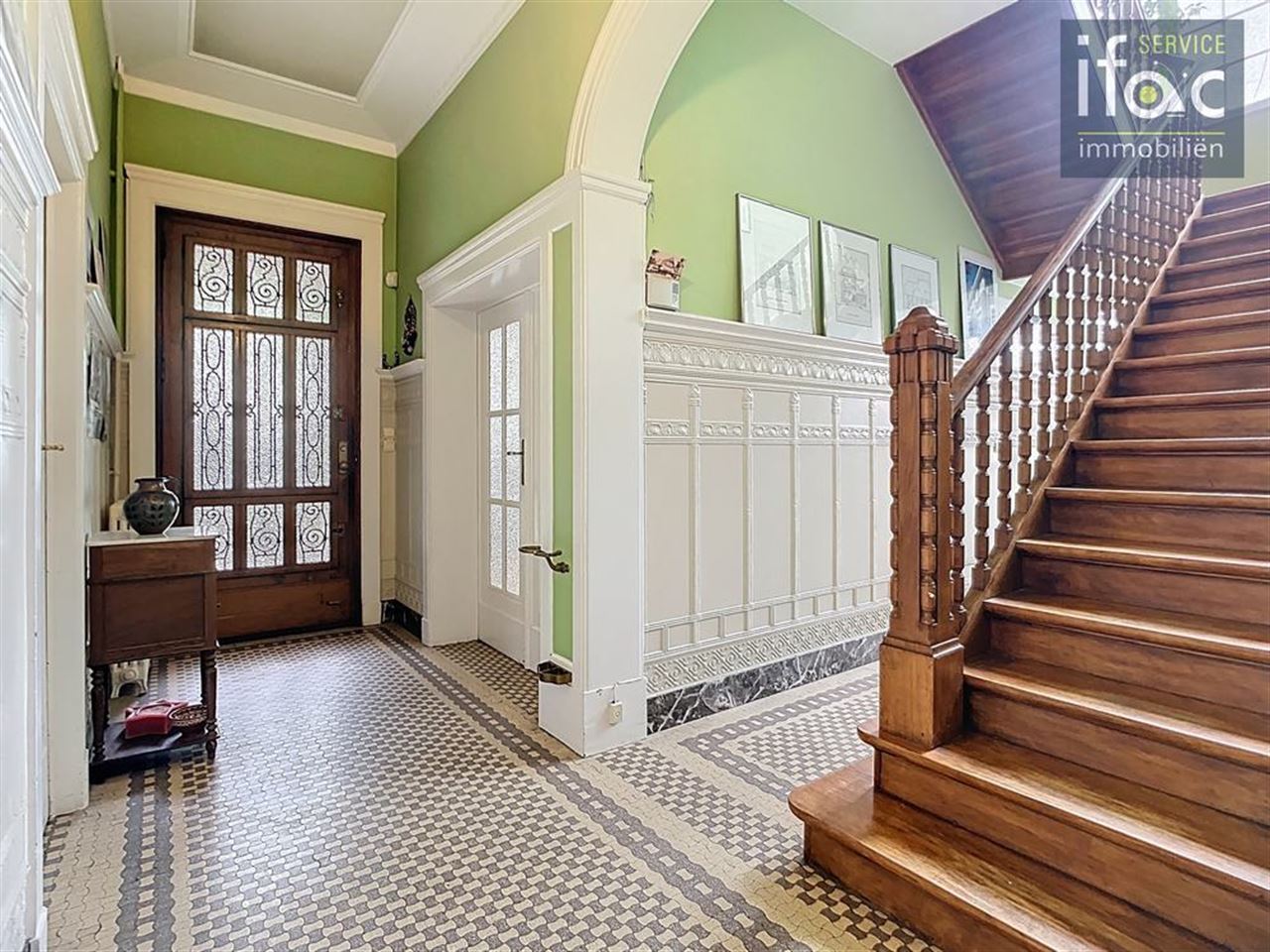 Historic Villa "steuts" for sale with 6 bedrooms