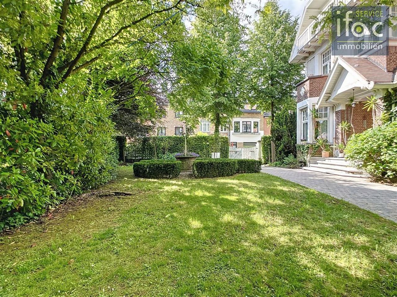 Historic Villa "steuts" for sale with 6 bedrooms