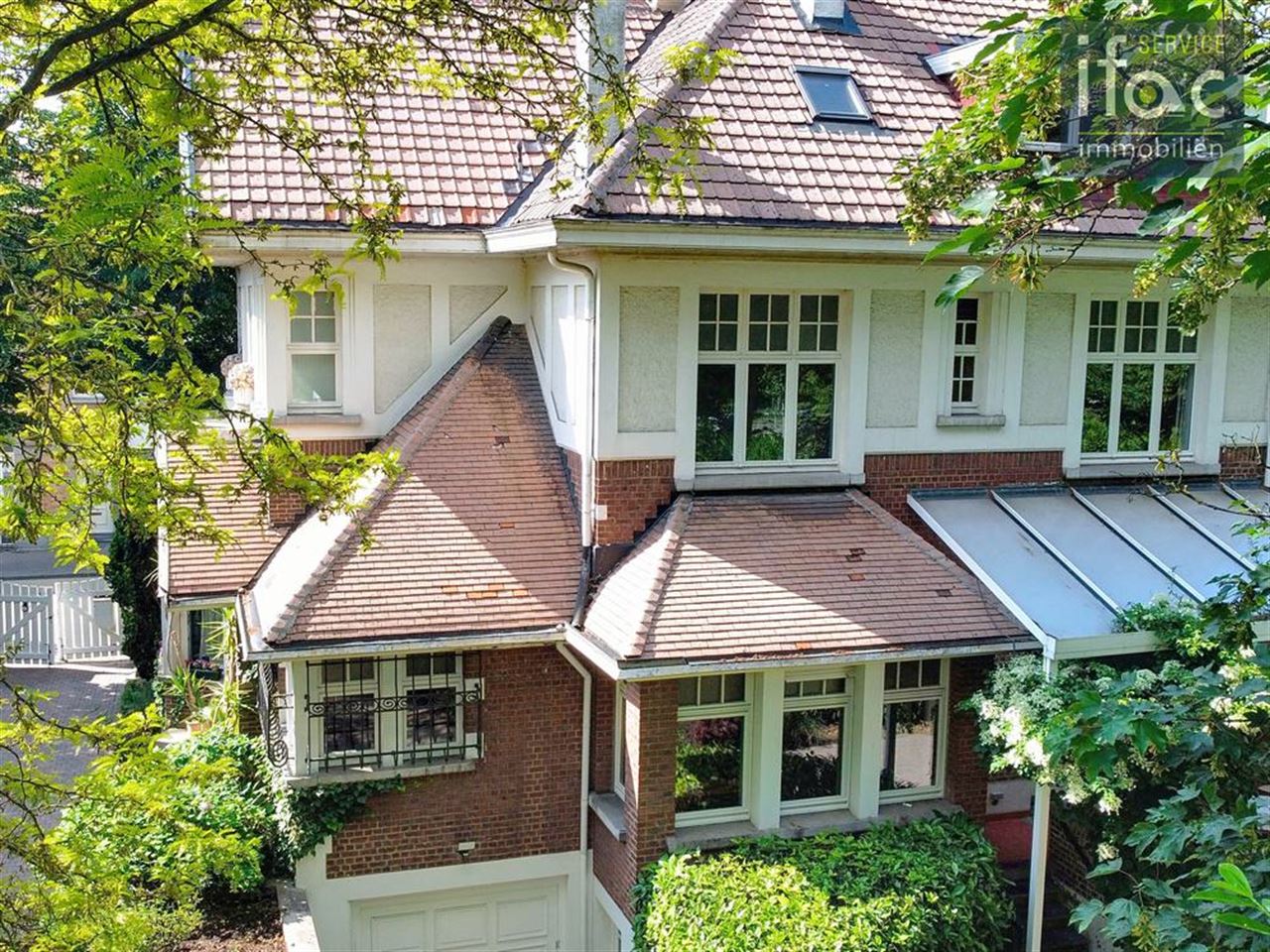 Historic Villa "steuts" for sale with 6 bedrooms