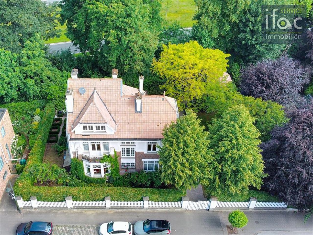 Historic Villa "steuts" for sale with 6 bedrooms