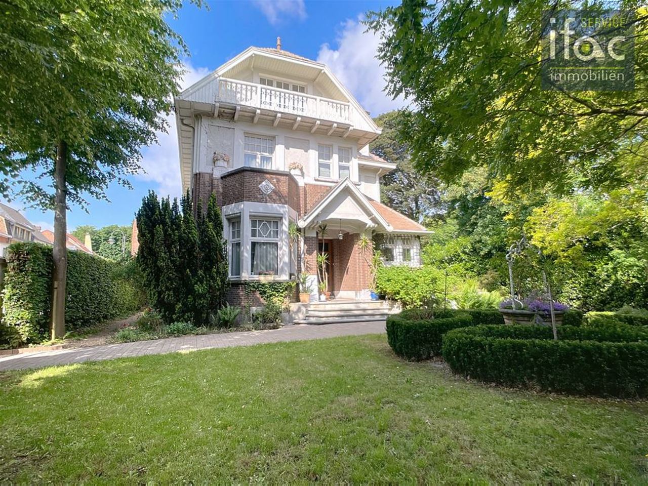 Historic Villa "steuts" for sale with 6 bedrooms